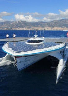 超级太阳能游艇